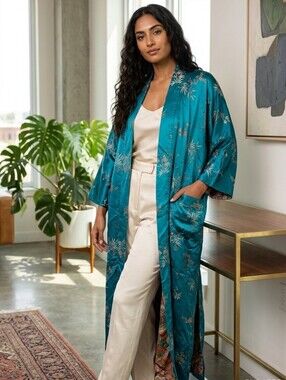 Flying Squirrel Vintage Teal Floral Rayon Kimono Robe - Small